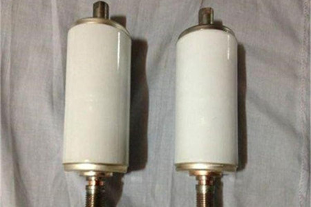 真空開關(guān)管安裝時(shí)必須注意哪幾點(diǎn)？